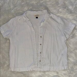 Universal Thread White Button-Up Shirt